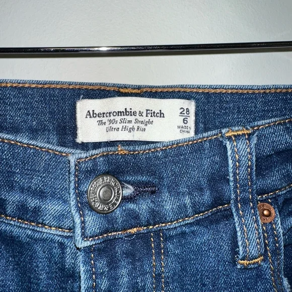 Abercrombie & Fitch Women’s Jeans Size 28 (6) Curve Blue Denim 90s Slim Straight - Picture 4 of 12